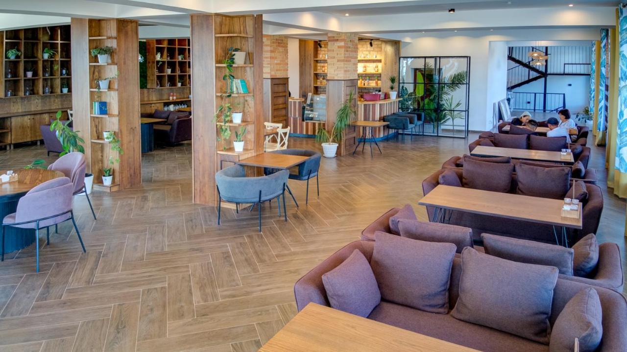 Olimp Hotel Bosteri Eksteriør billede